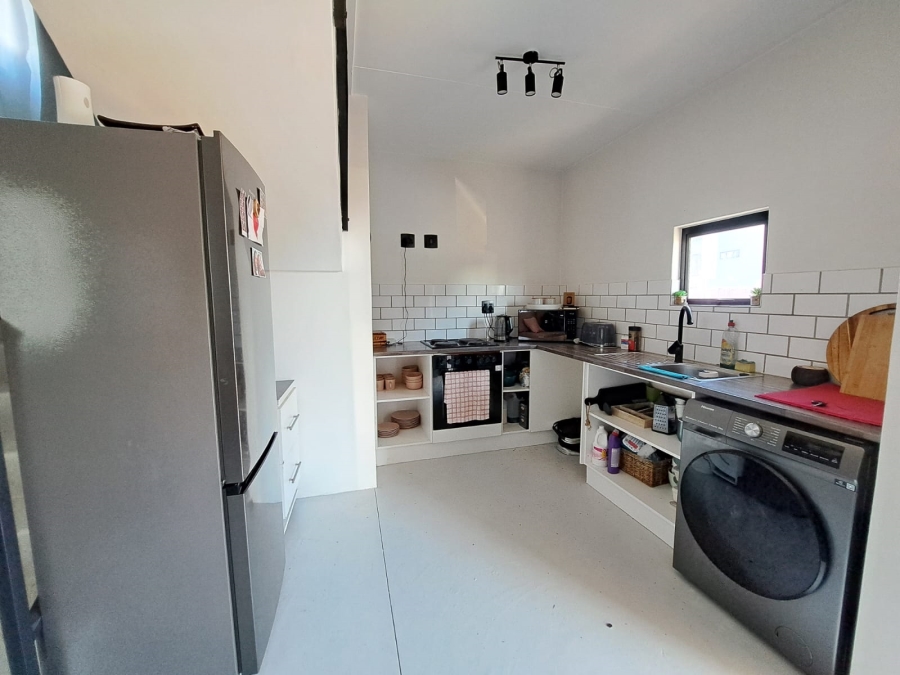 2 Bedroom Property for Sale in The Connifers Western Cape